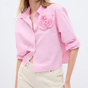 GAP x LOVESHACKFANCY PINK STRIPED CROPPED POPLIN BUTTON UP